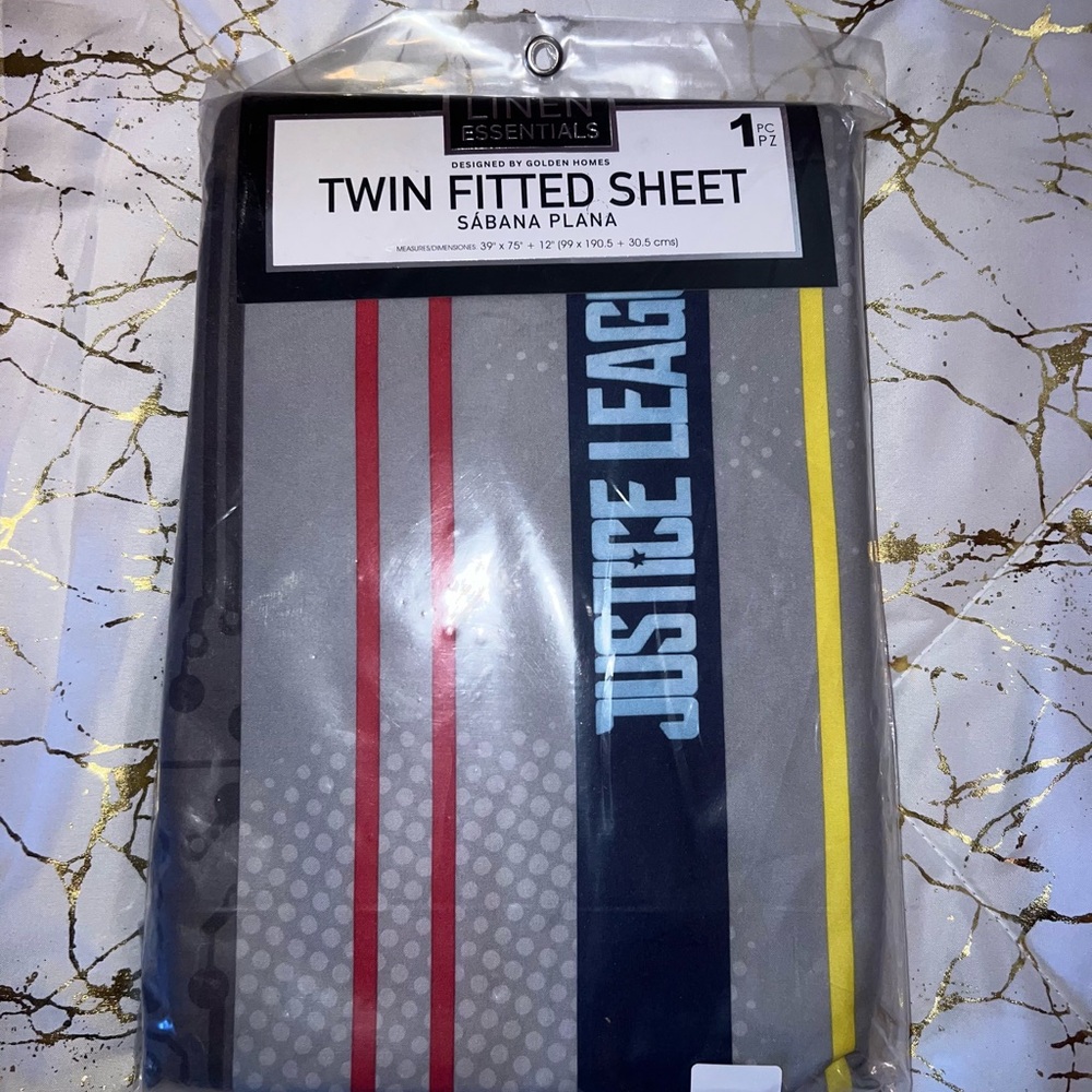 Essentials Justice League Twin Fitted Sheet.  Fitted Sheet Only.